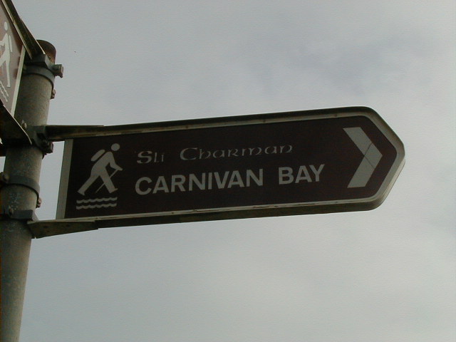 oct13 carnivan bay sign.JPG, 51236 bytes, 10/13/2001