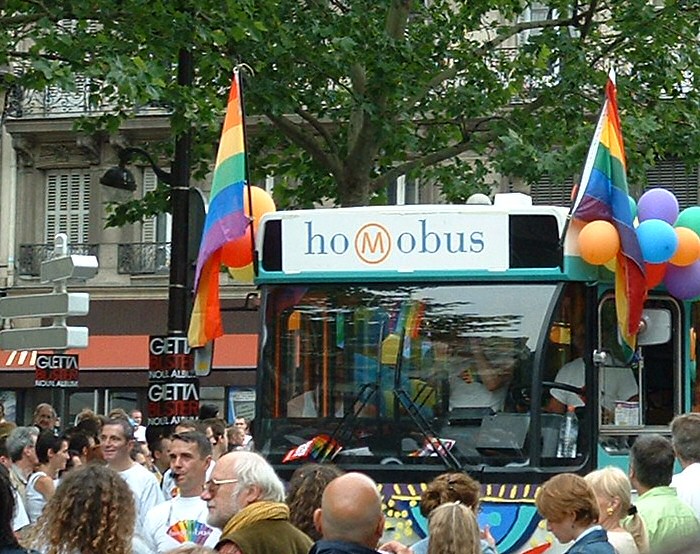 homobus.jpg, 6/26/2004, 144 kB