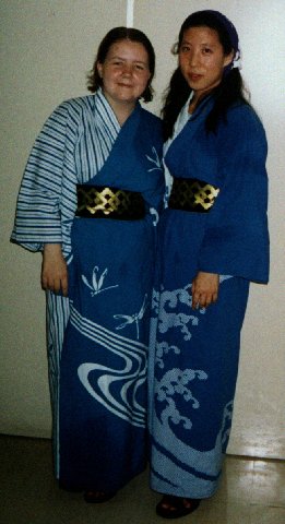 kimono.jpg, 31499 bytes, 8/24/1999