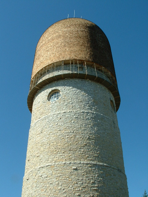 water tower.JPG, 7/16/2003, 121 kB