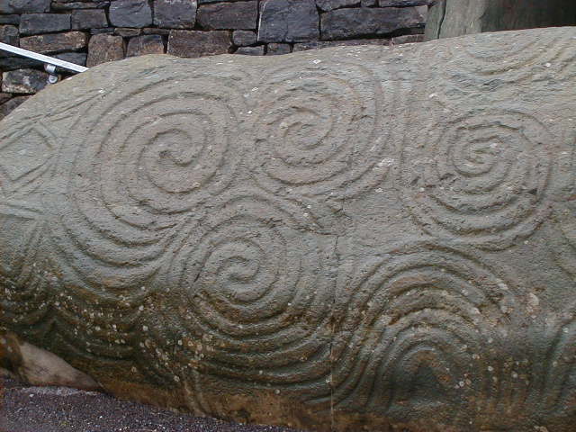 oct 14 hill tomb carving.JPG, 62975 bytes, 10/14/2001