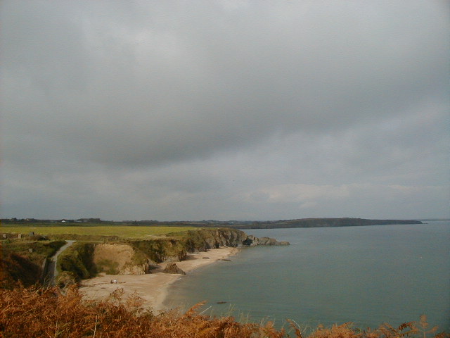 oct13 near carnivan bay 6.JPG, 58206 bytes, 10/13/2001