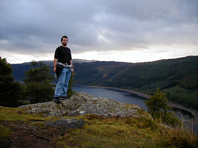 16sept lakes 2.JPG, 60429 bytes, 9/16/2001