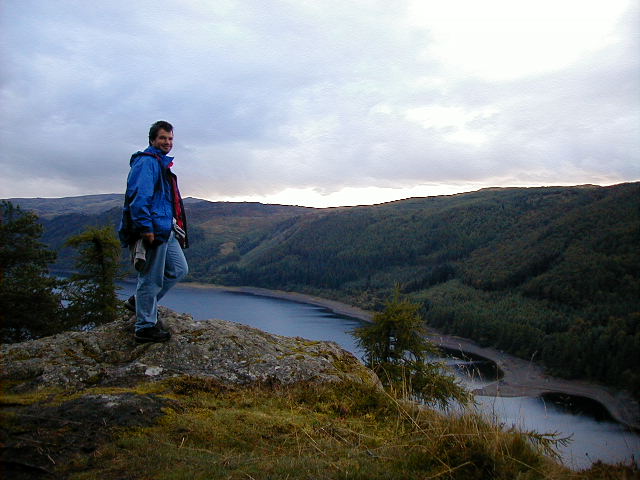 16sept lakes.JPG, 61710 bytes, 9/16/2001