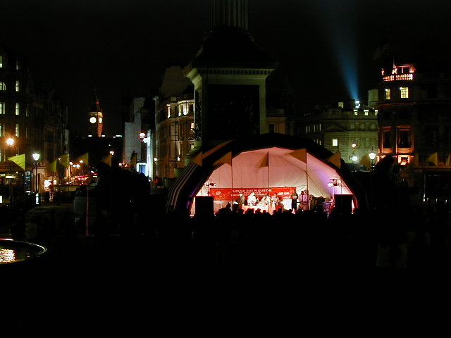 19sept trafalger show.JPG, 50709 bytes, 9/19/2001