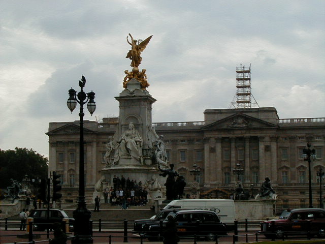 26sept buckingham2.JPG, 60525 bytes, 9/26/2001