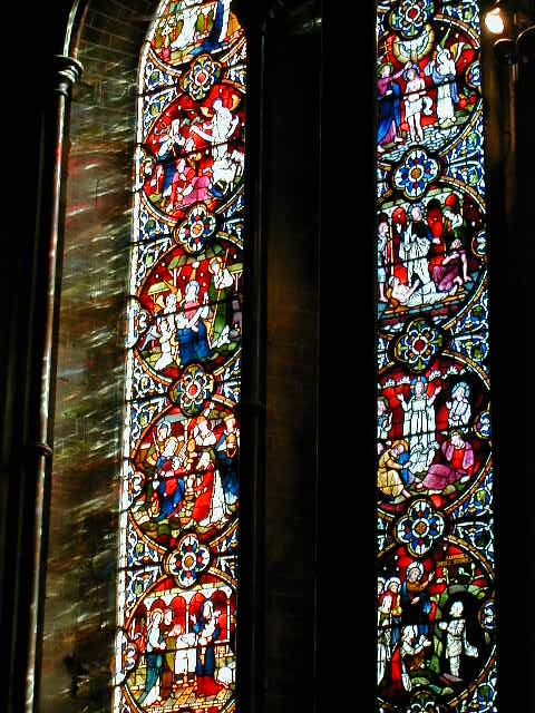 28sept salisbury cathedral 14.JPG, 65764 bytes, 9/28/2001