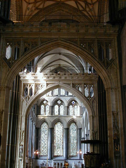 28sept salisbury cathedral 2.JPG, 62221 bytes, 9/28/2001