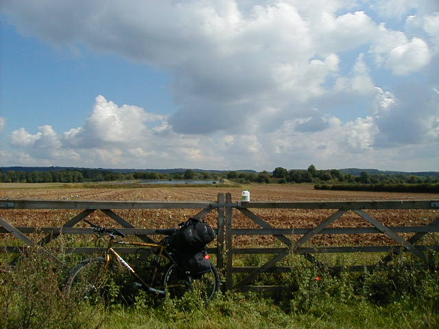 29aug - heading out.jpg, 62109 bytes, 1/1/1998
