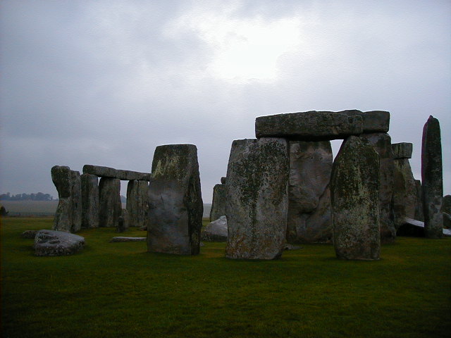 29sept stonehenge 2.JPG, 61732 bytes, 9/29/2001