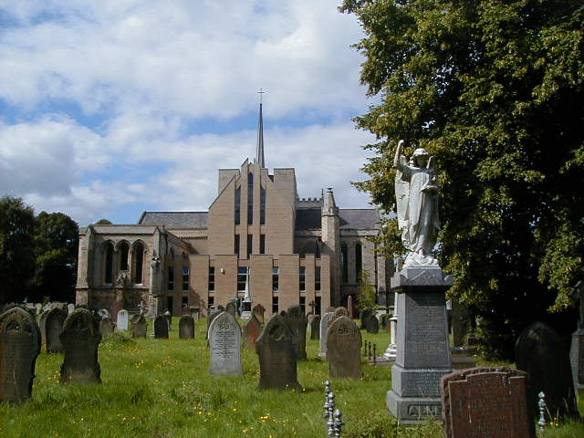 b4ld weird church.JPG, 62474 bytes, 8/2/2001
