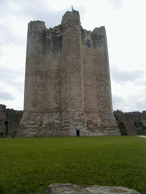 conis keep.JPG, 66065 bytes, 9/3/2001