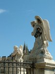 palacestatue3.jpg