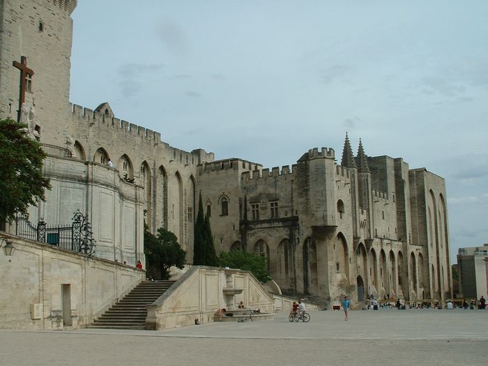 palace7.jpg, 6/1/2004, 70 kB