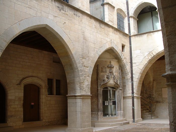 palaceint.jpg, 6/1/2004, 81 kB