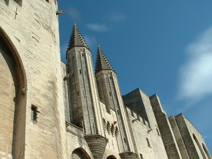 palacetowers.jpg, 6/1/2004, 81 kB