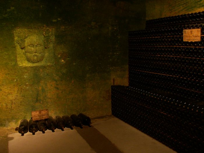 j_winery.jpg, 11/19/2004, 112 kB