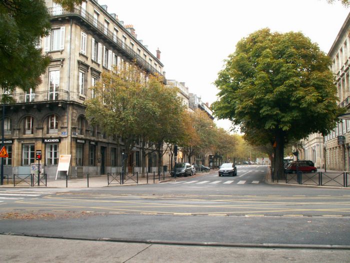 m_bordeaux_again (5).JPG, 11/19/2004, 143 kB
