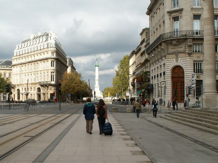 p_more_bordeaux (1).JPG, 11/19/2004, 134 kB