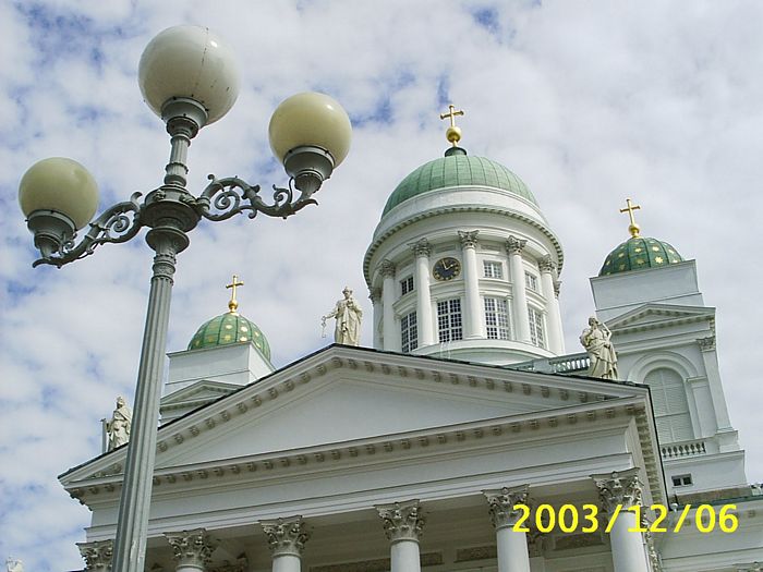 tn_S2010009.JPG, 7/30/2004, 71 kB
