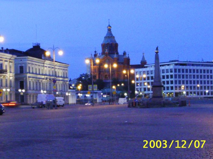 tn_S2010037.JPG, 7/30/2004, 63 kB