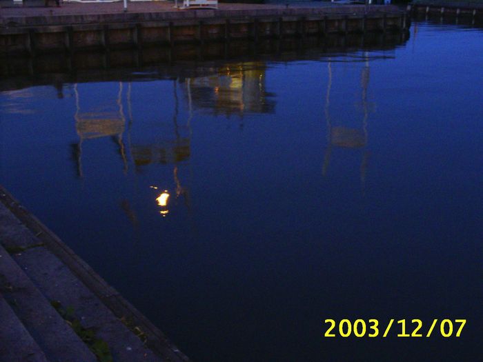 tn_S2010039.JPG, 7/30/2004, 39 kB
