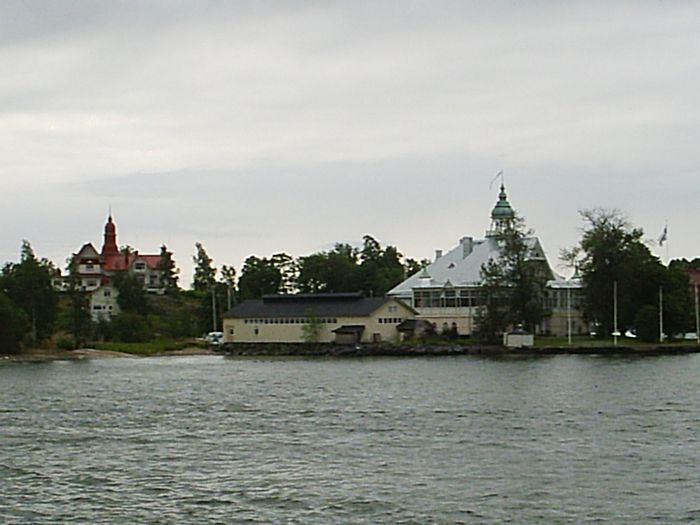 tn_S2010066.JPG, 7/30/2004, 56 kB