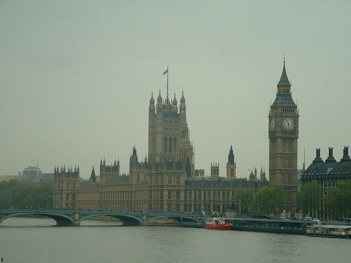 london8.jpg, 5/12/2004, 49 kB