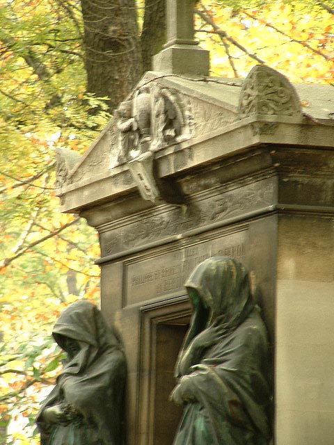 grave38.jpg, 11/17/2003, 102 kB