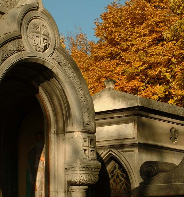 grave66.jpg, 11/17/2003, 100 kB