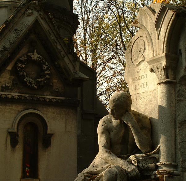 grave74.jpg, 11/17/2003, 105 kB