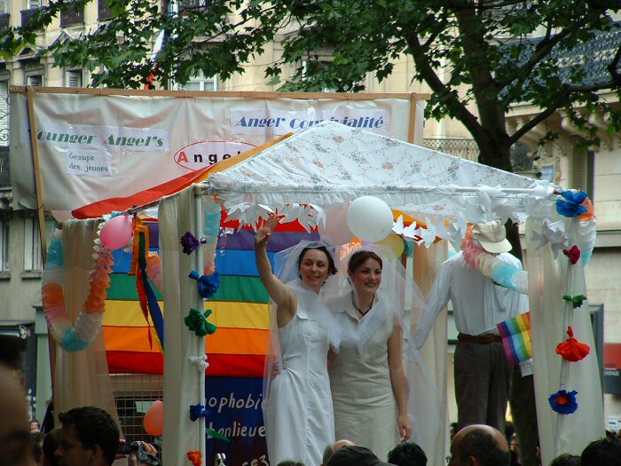 brides1.jpg, 6/26/2004, 120 kB
