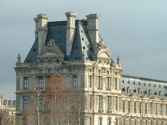 louvre.jpg, 11/30/2003, 123 kB