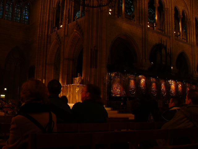 yet more notredame.jpg, 11/30/2003, 123 kB