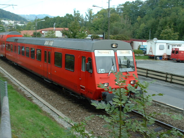 adliswiltrain.jpg, 9/29/2003, 123 kB