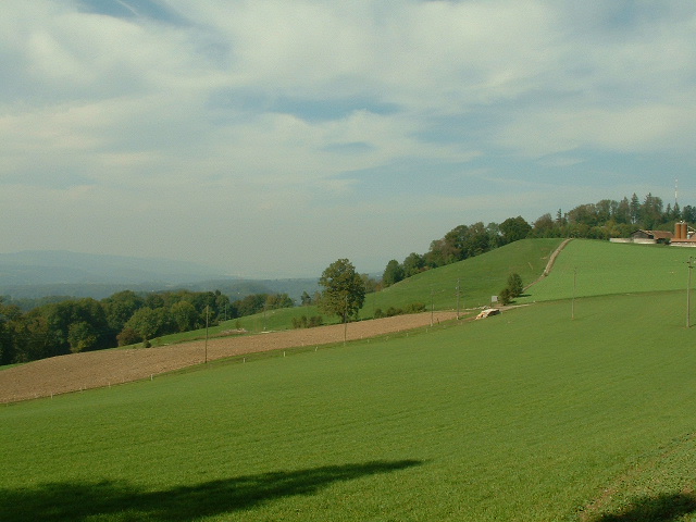 hikeview2.jpg, 9/30/2003, 123 kB
