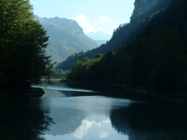 stooslake.jpg, 9/27/2003, 122 kB