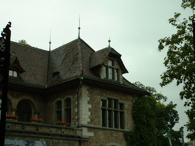 zurichmuseum1.jpg, 9/28/2003, 126 kB