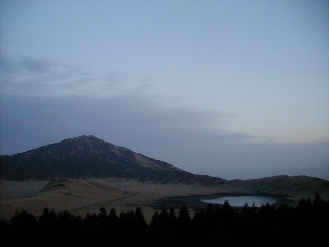 evening mountain 3.JPG, 50651 bytes, 1998/01/01
