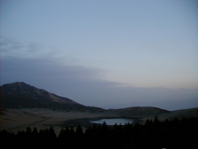 evening mountain.JPG, 52231 bytes, 1998/01/01