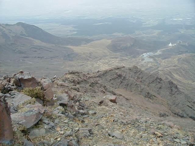 long way down 1.JPG, 60531 bytes, 1998/01/01
