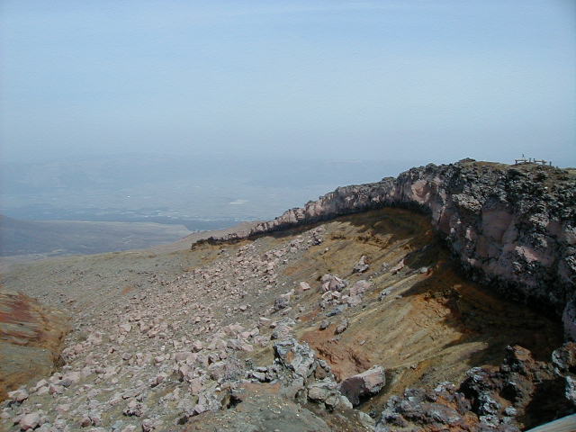 ridge.JPG, 59470 bytes, 1998/01/01