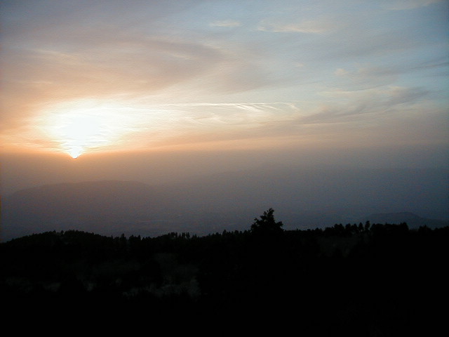 sunset and shadows.JPG, 44842 bytes, 1998/01/01