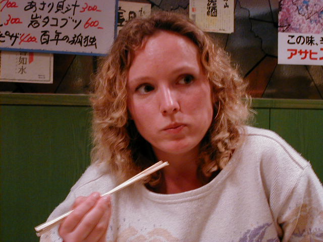 oa - can you use chopsticks 2.JPG, 60040 bytes, 1998/01/01