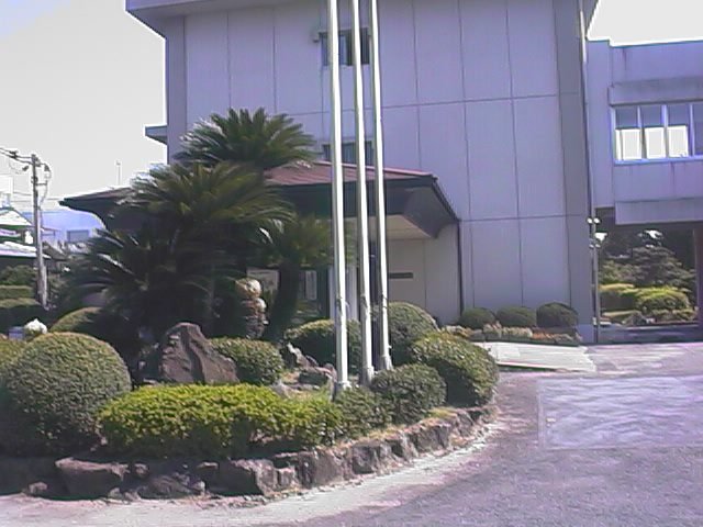 outdoor at ushizu.jpg, 62250 bytes, 9/28/1999