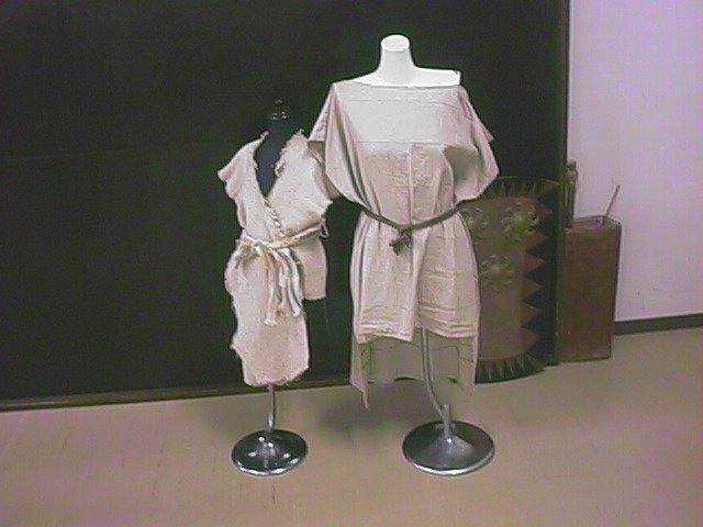 yayoi clothing.jpg, 45434 bytes, 9/25/1999
