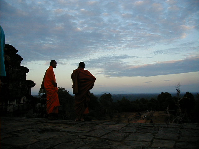 awmonksunset.jpg, 56565 bytes, 1/6/2001