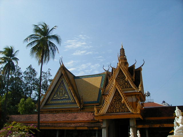 palace6.jpg, 59948 bytes, 1/3/2001