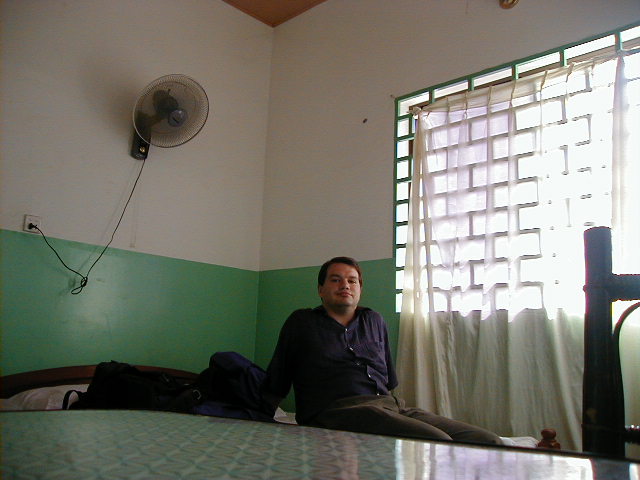 pproom.jpg, 57672 bytes, 1/2/2001