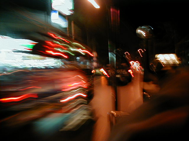 tuktuk7.jpg, 58937 bytes, 1/1/2001